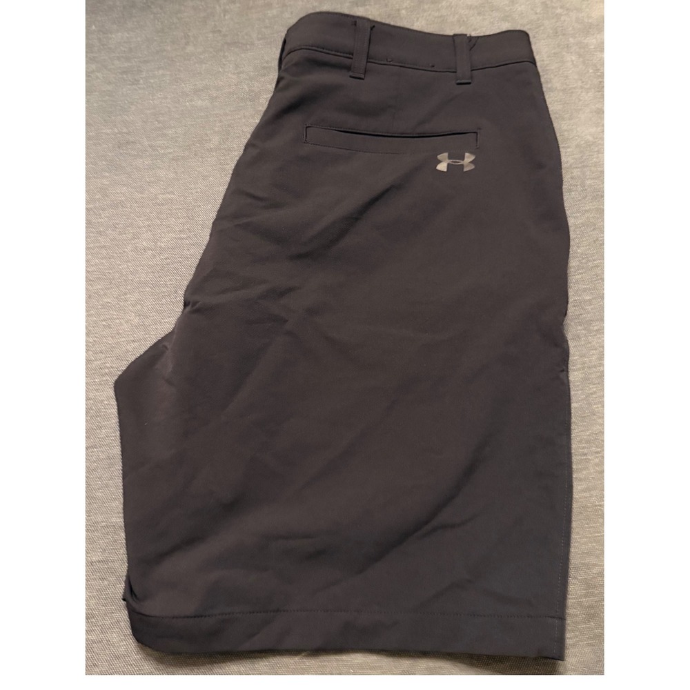 Under Armour Mens Golf Shorts Black Performance Flat Front Size 40‎ HeatGear